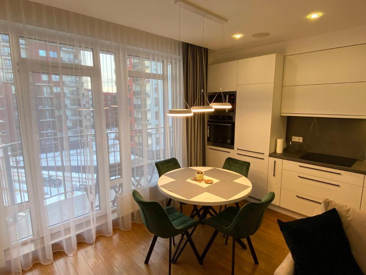 John Lennon Apt In Centre, Balcony, Netflix Apartment *